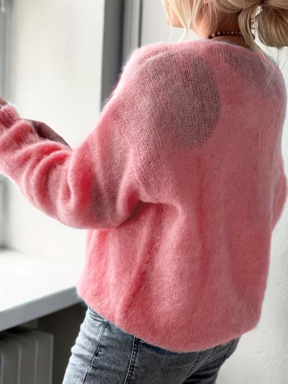 V-Neck Women's Casual Pullover Sweater in Pink - Picture 2 of 5